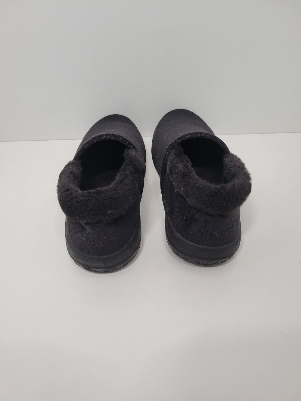 Vionic Clare Black Faux Fur Lined Slip On House Shoe Slippers Women Size 8 - Picture 4 of 6
